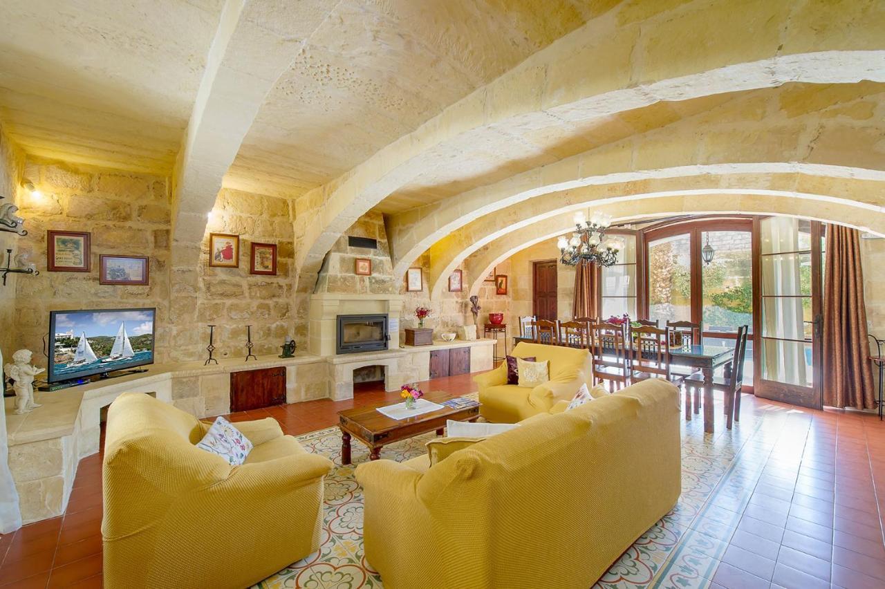 Ta' Majsi Country house *